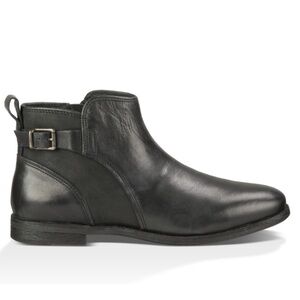 UGG Leather Ankle Demi Boot in Black Sheepskin Size 9